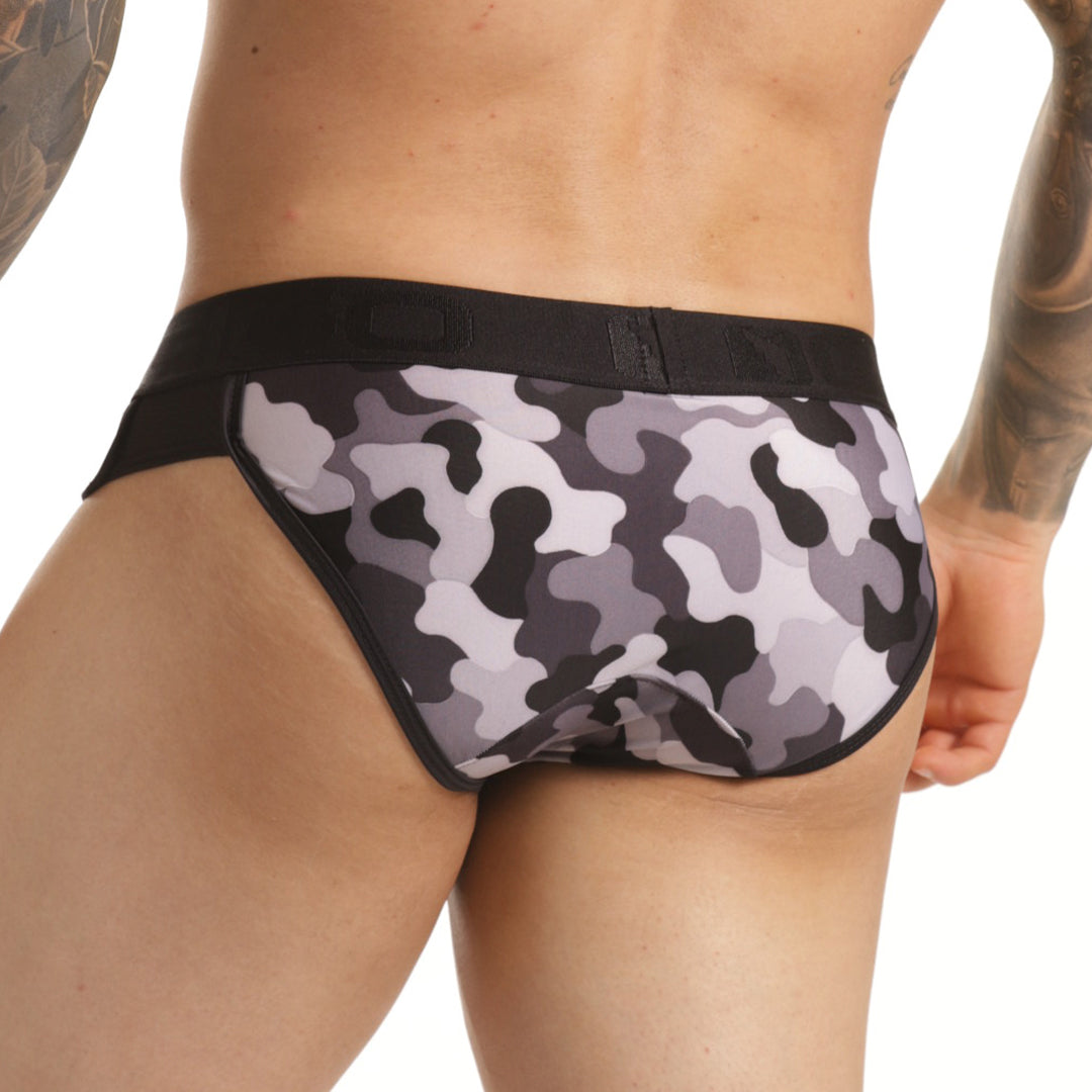 COMBAT GRAY BRIEF